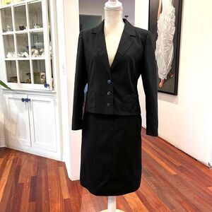 CHANEL Black Jacket And Knee-Length Pencil Skirt Size 40
